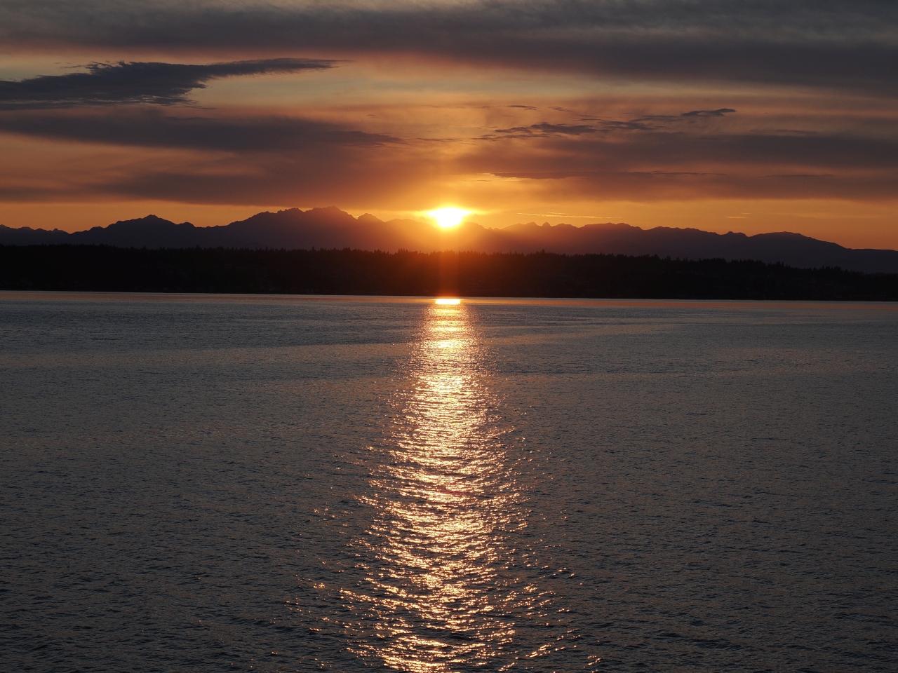 Ferry delays at least meant a sunset trip back to West Seattle