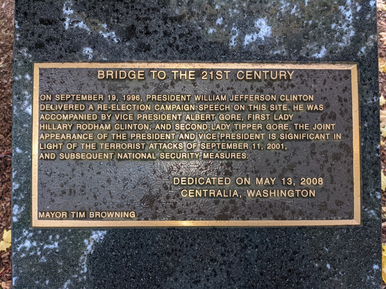 I absolutely do not understand why this plaque was put here in 2008.