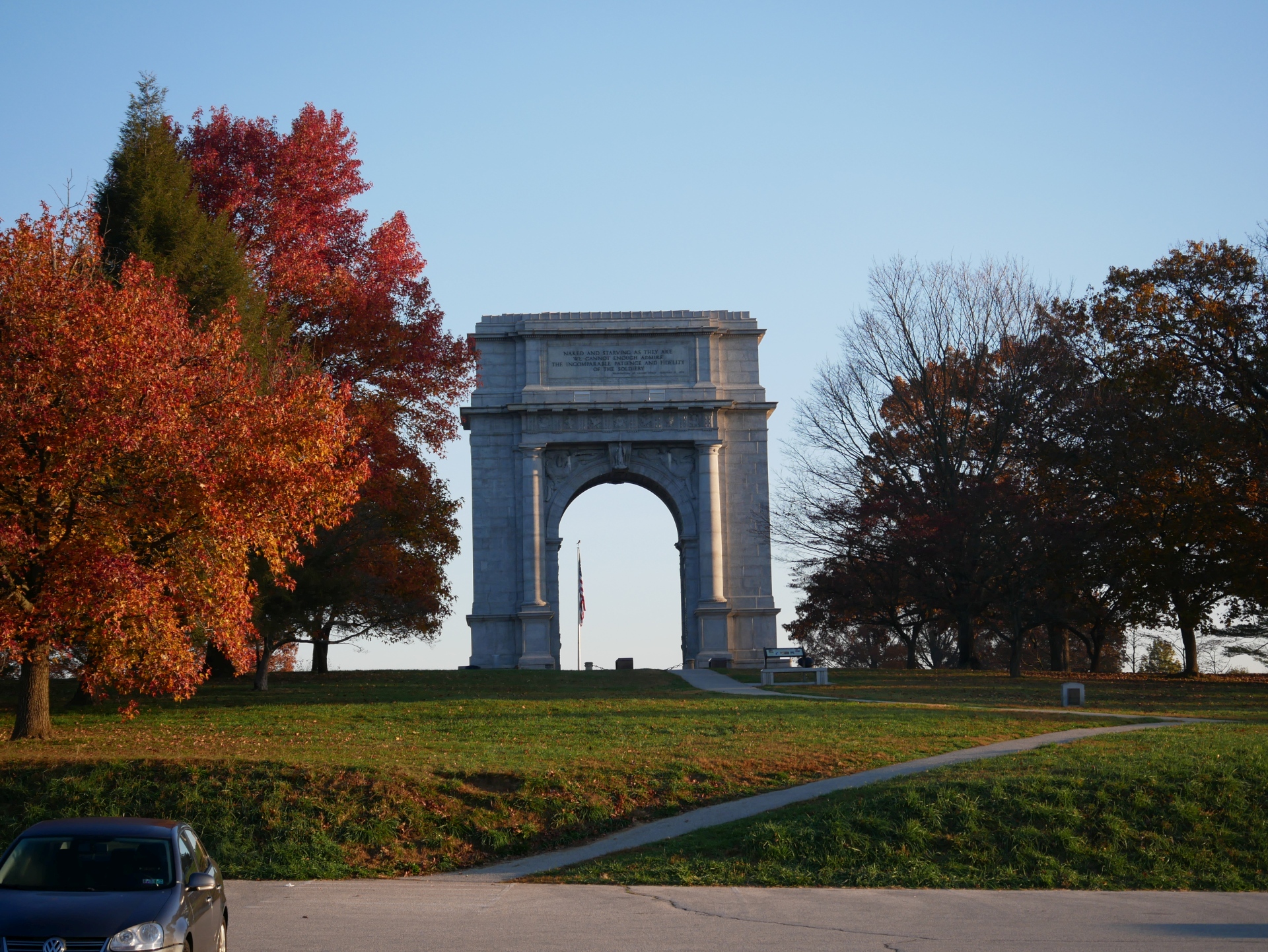 View of the National Memorial Arch from the parking lot, Fall 2020