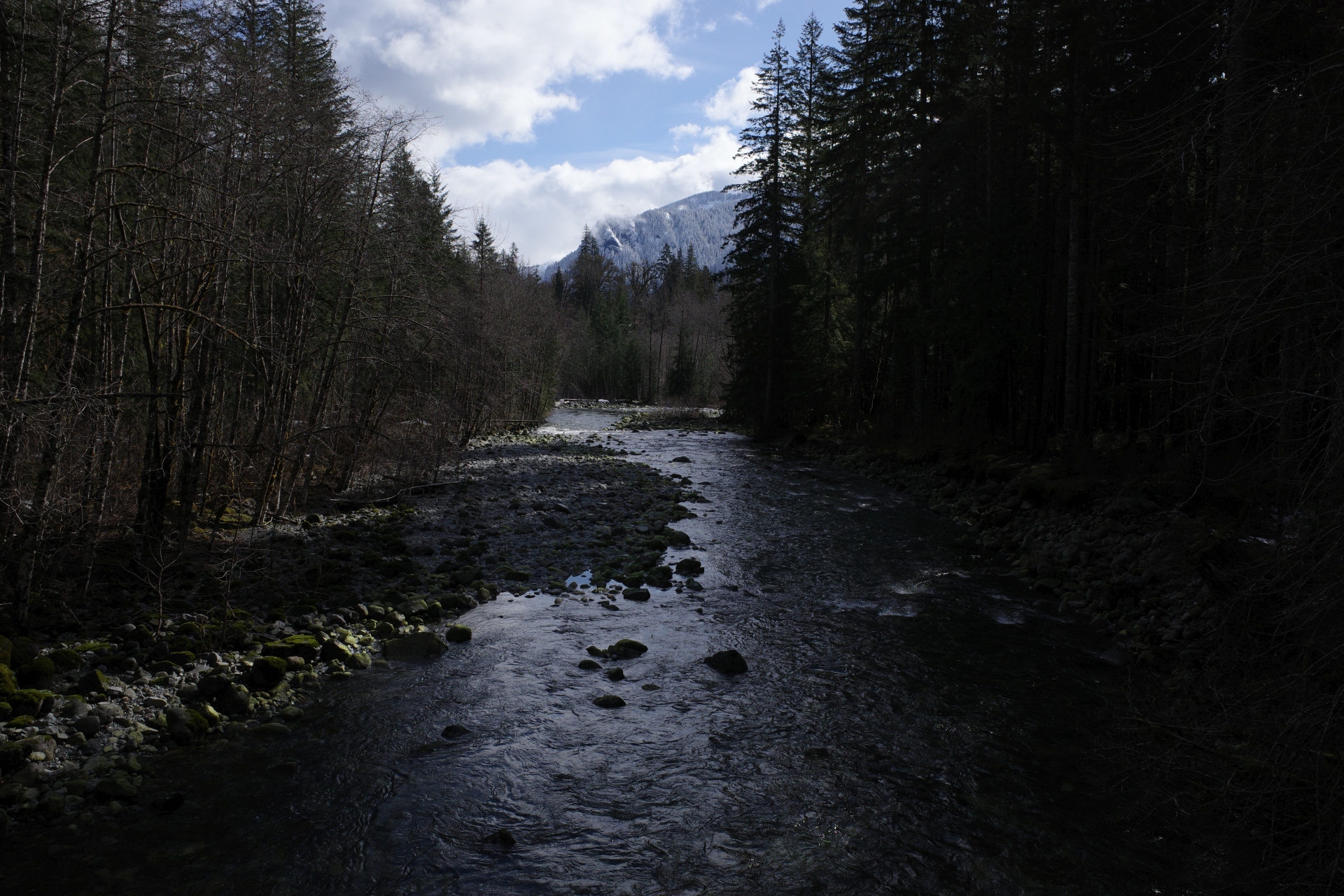 I crossed this river (via bridge) on the way to the trailhead